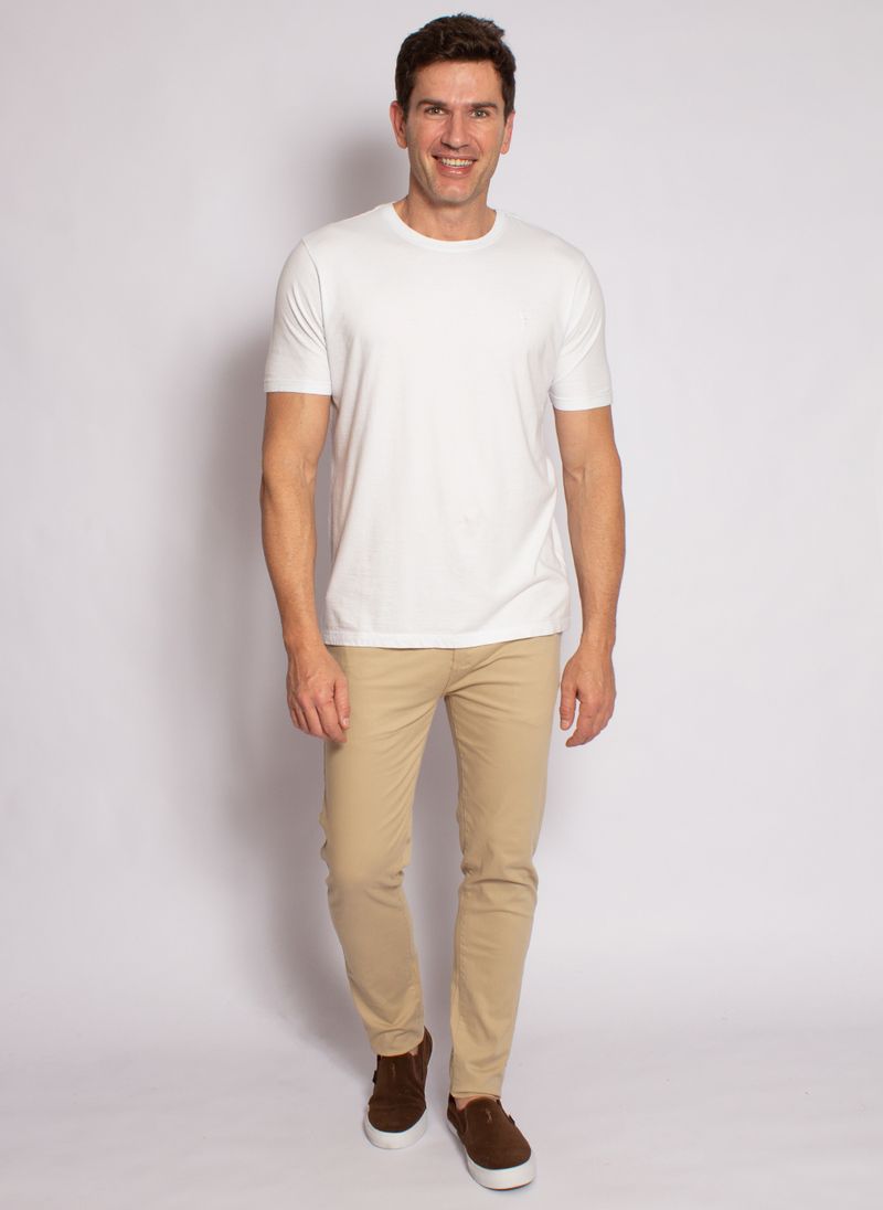 camiseta-aleatory-masculina-lisa-stonada-branca-modelo--3-