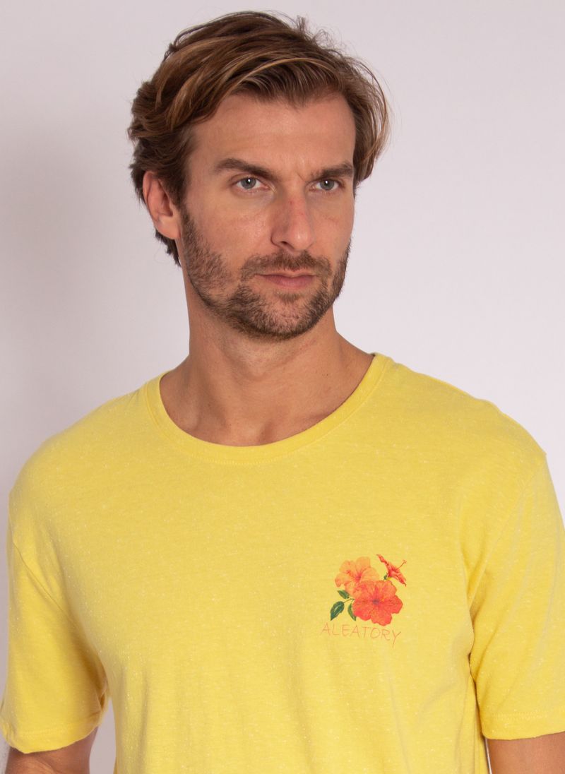 camiseta-aleatory-masculina-estampada-flower-amarelo-modelo-1-