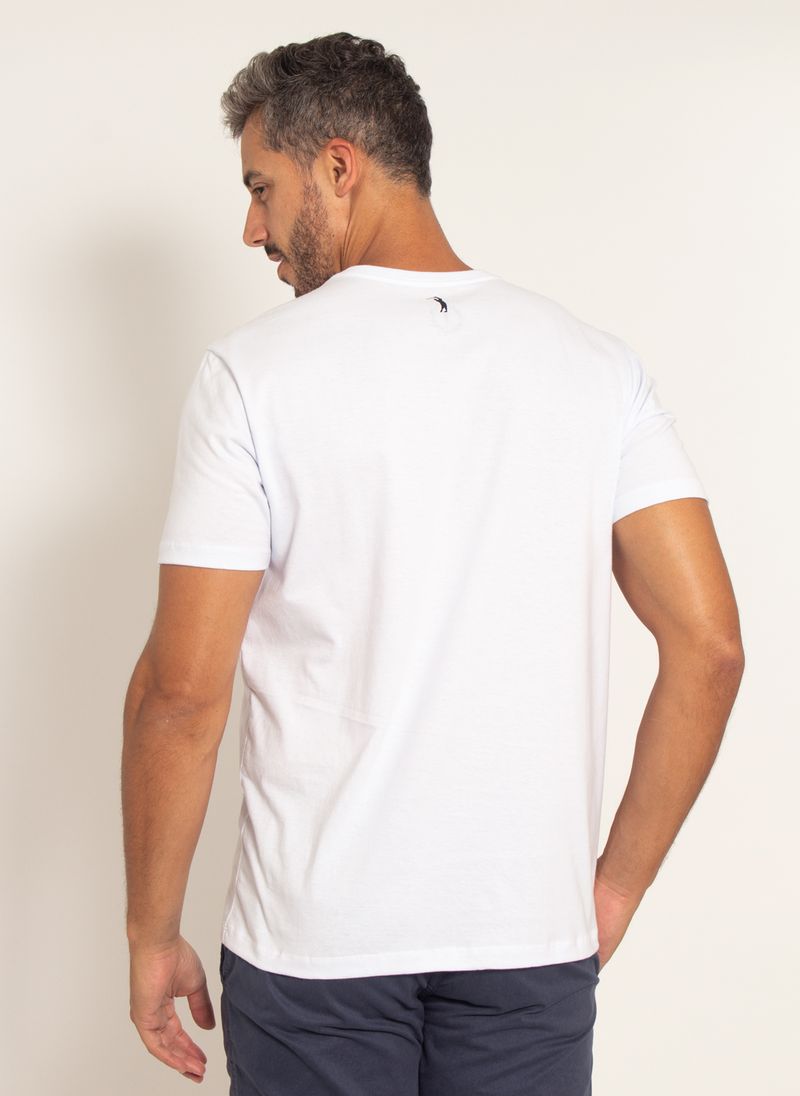 camiseta-aleatory-estampada-masculina-waves-branca-modelo-2-