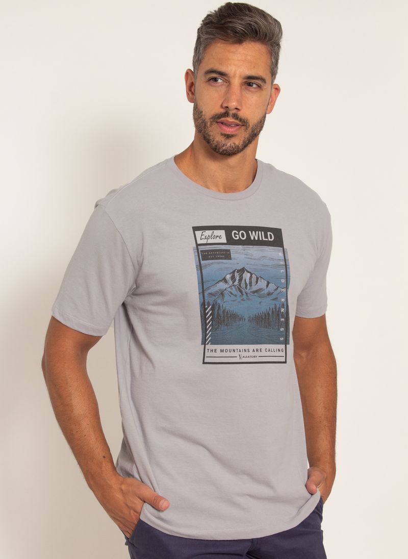 camiseta-aleatory-masculina-estampada-explore-cinza-modelo-4-