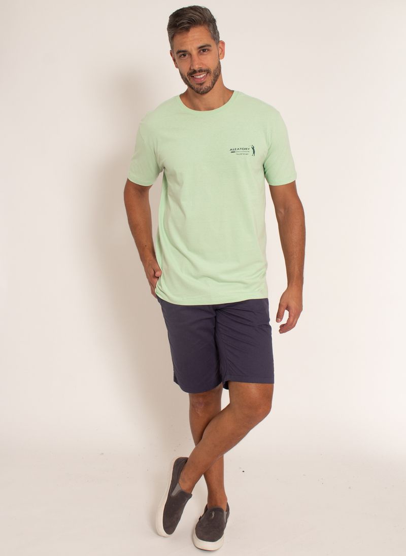 camiseta-aleatory-masculina-estampada-sign-verde-modelo-3-
