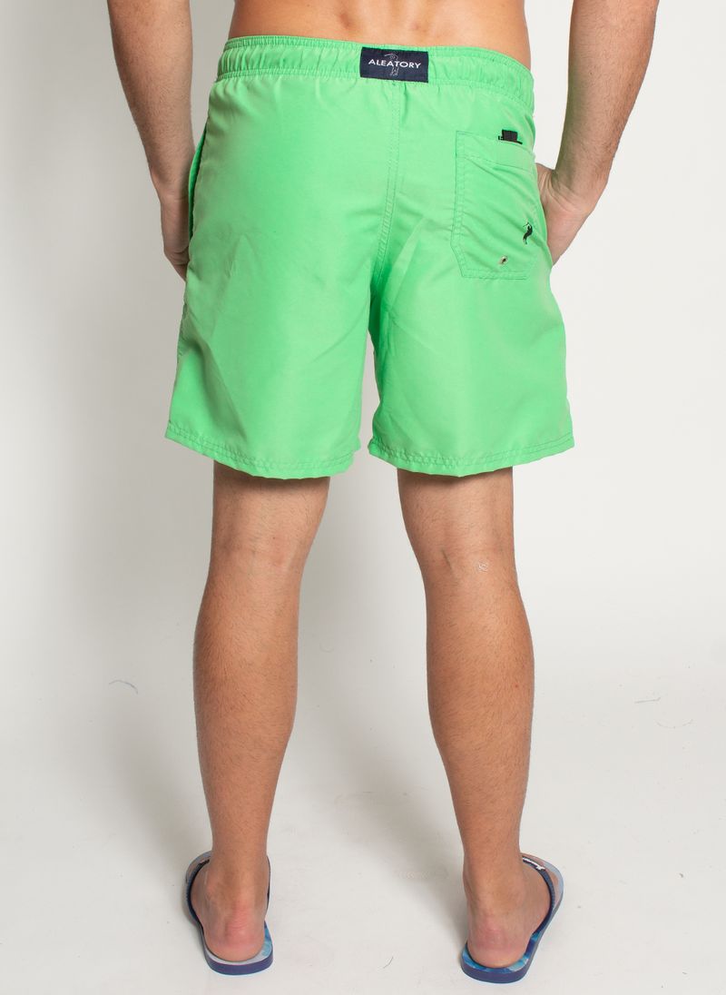 https---s3-sa-east-1.amazonaws.com-softvar-Zetop-51909-img_original-shorts-aleatory-masculina-modelo-liso-verde-3-