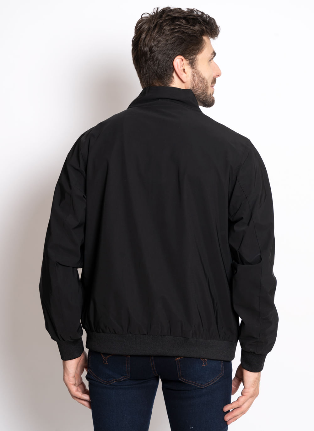 https---s3-sa-east-1.amazonaws.com-softvar-Zetop-59140-img_original-modelo-jaqueta-aleatory-masculina-generation-preta-2-