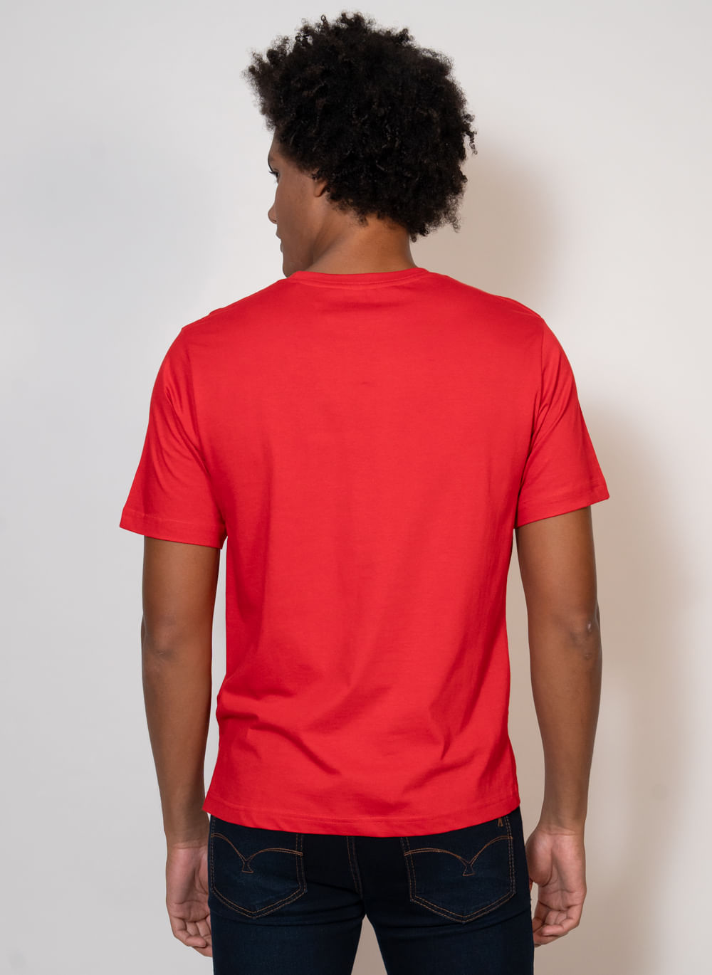 https---s3-sa-east-1.amazonaws.com-softvar-Zetop-20445-img_original-modelo-camiseta-aleatory-masculina-lisa-vermelha-2-