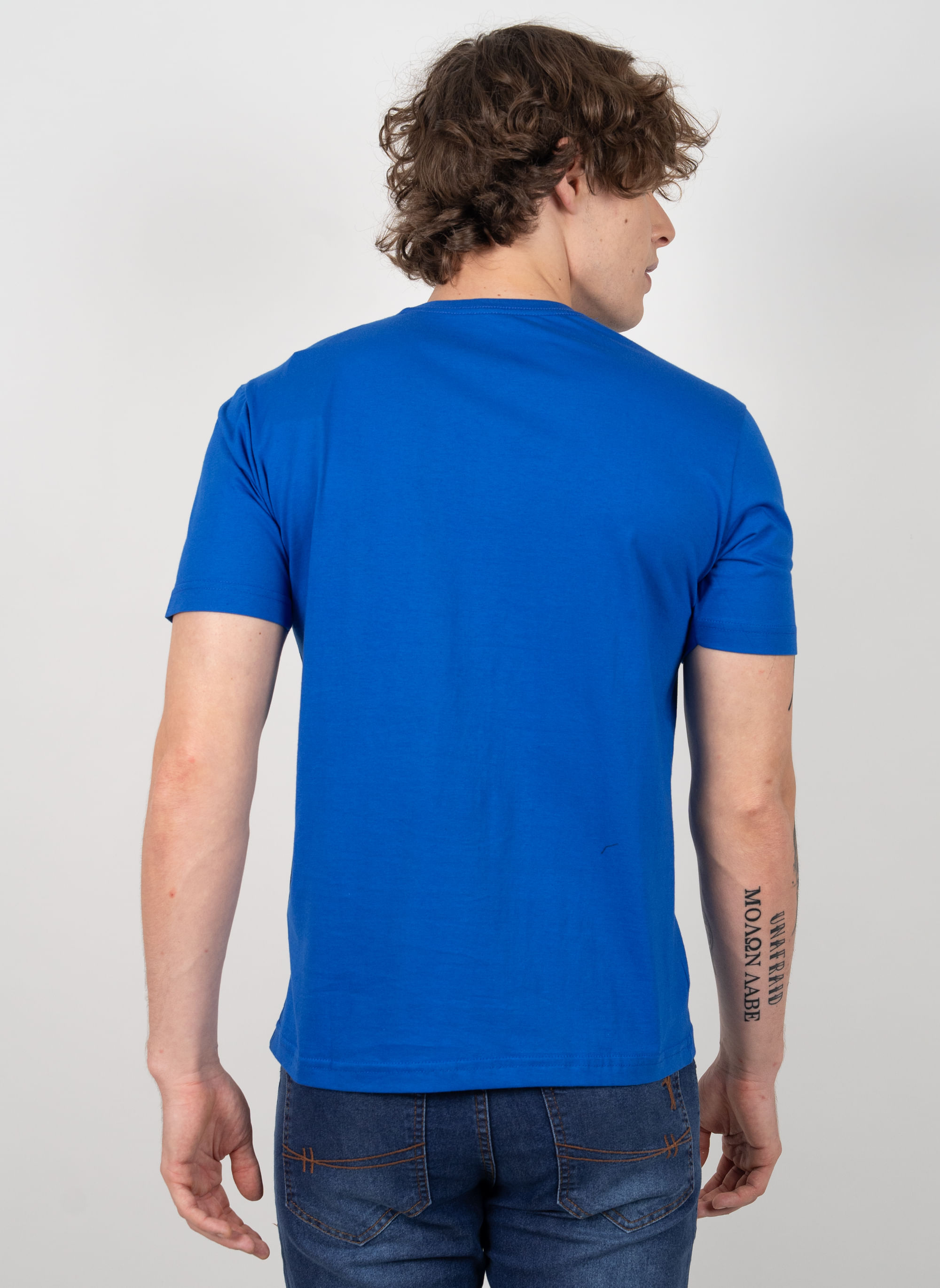 https---s3-sa-east-1.amazonaws.com-softvar-Zetop-47312-img_original-modelo-camiseta-aleatory-basica-classic-azul-2-