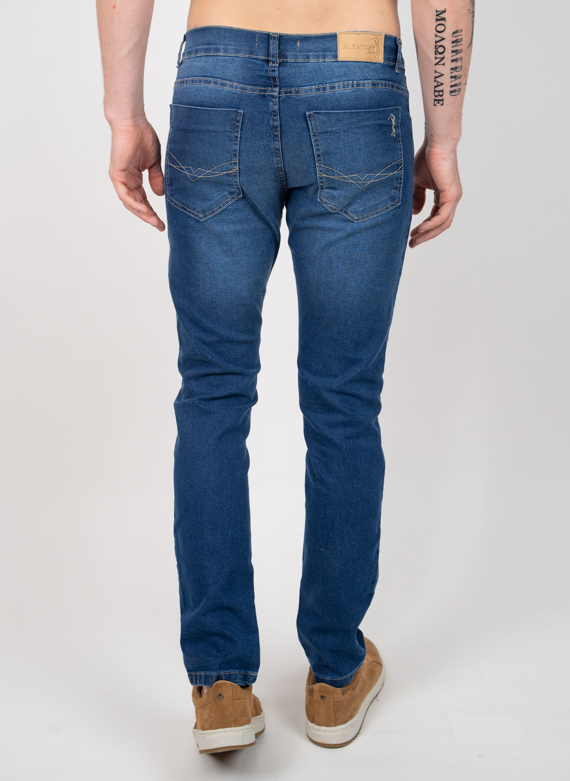 https---s3-sa-east-1.amazonaws.com-softvar-Zetop-62582-img_original-modelo-calca-jeans-masculina-azul-smooth-3-