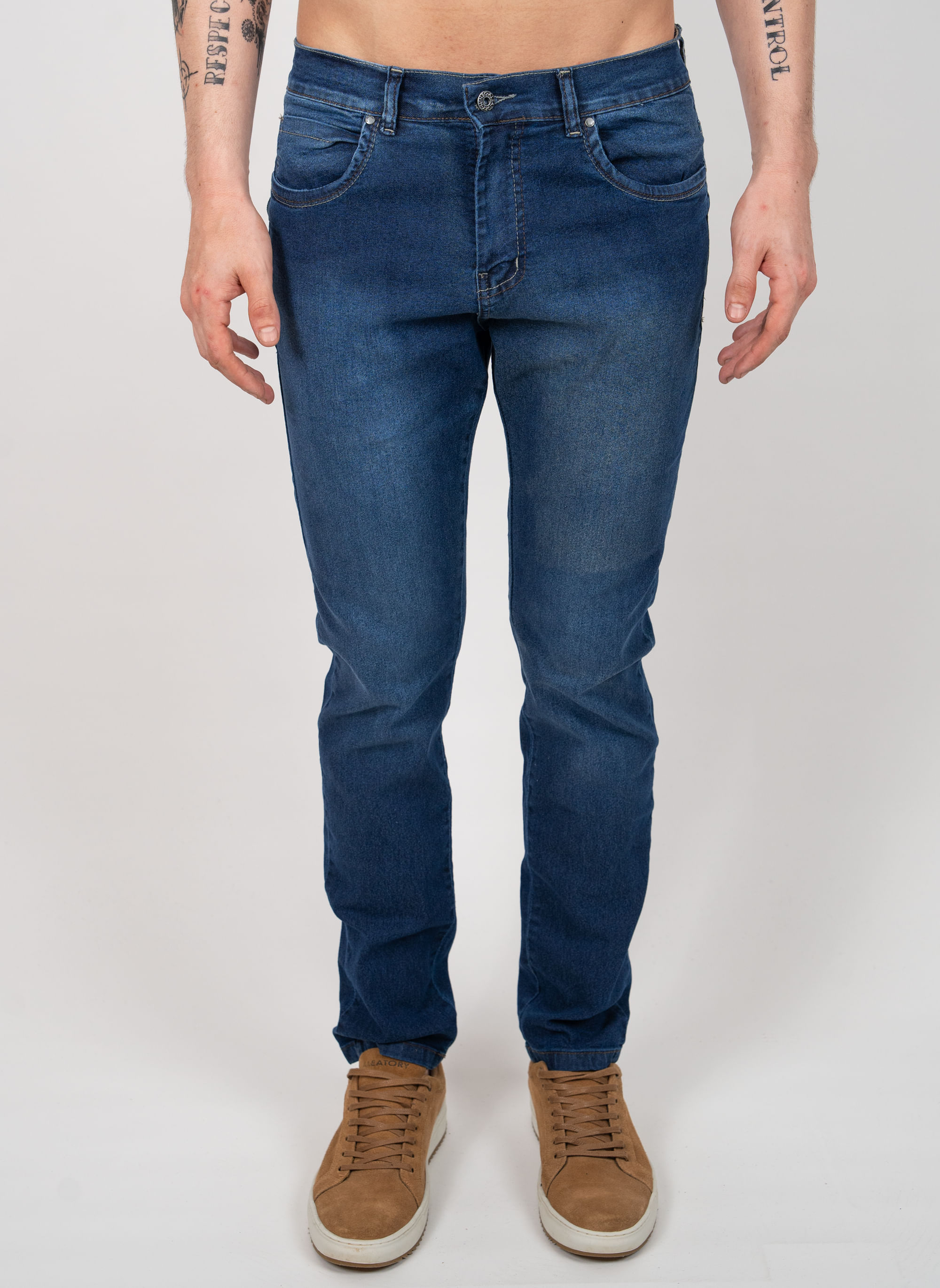 https---s3-sa-east-1.amazonaws.com-softvar-Zetop-62508-img_original-modelo-calca-jeans-masculina-azul-match-1-