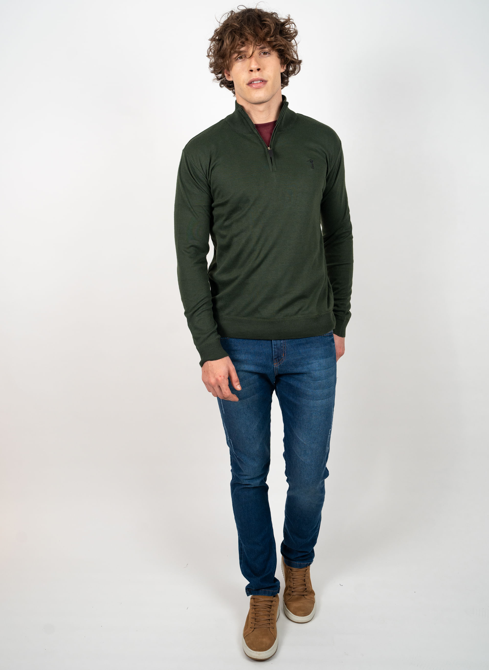 https---s3-sa-east-1.amazonaws.com-softvar-Zetop-59259-img_original-modelo-sueter-aleatory-masculinio-gola-ziper-verde-3-