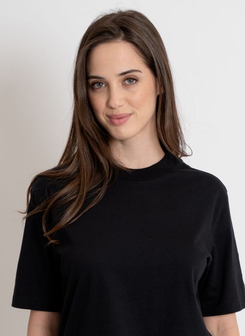 Camiseta Feminina Aleatory Lisa Gola Alta Preta