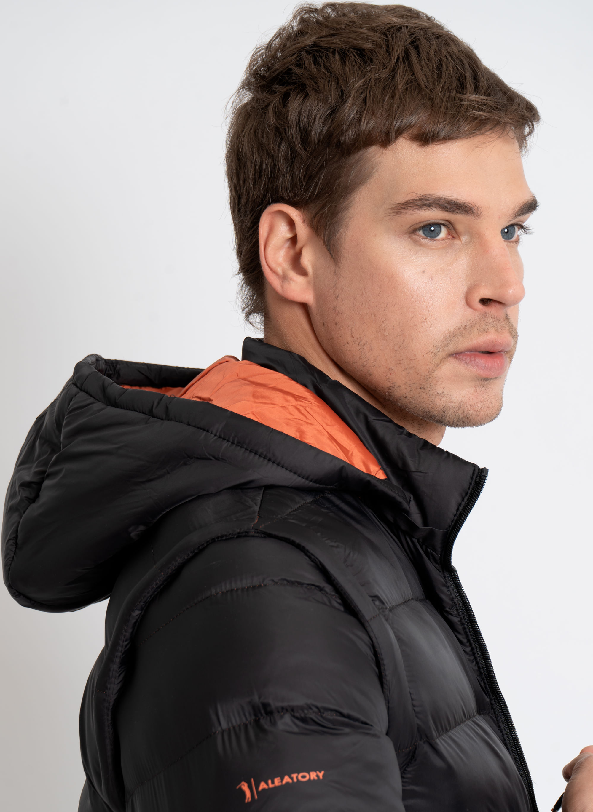 Jaqueta-Aleatory-Puffer-Capuz-Removivel-Preta-Preto-G