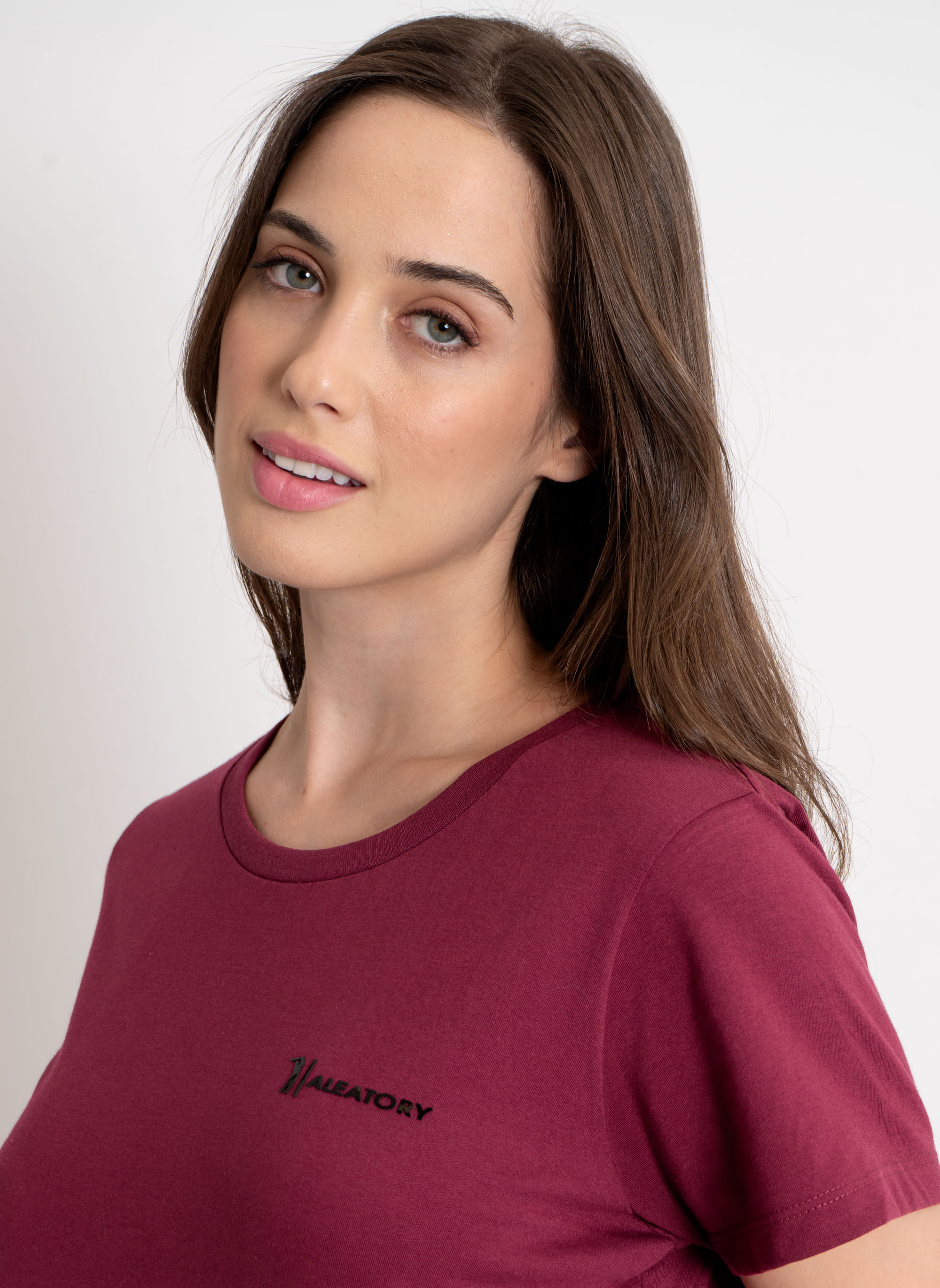 Camiseta-Feminina-Aleatory-Fine-Vinho-Vinho-P