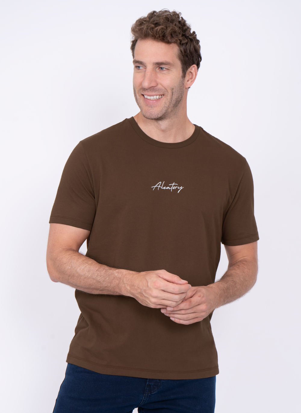 Camiseta-Lisa-Aleatory-Assinatura-Marrom-Marrom-GG