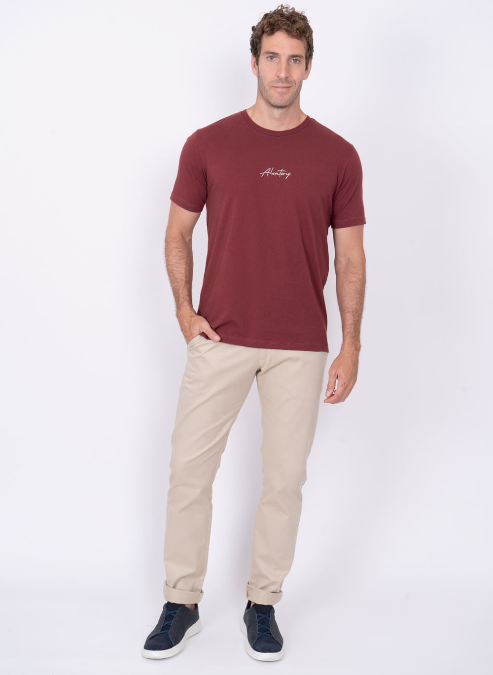 Camiseta-Lisa-Aleatory-Assinatura-Bordo-Bordo-GG