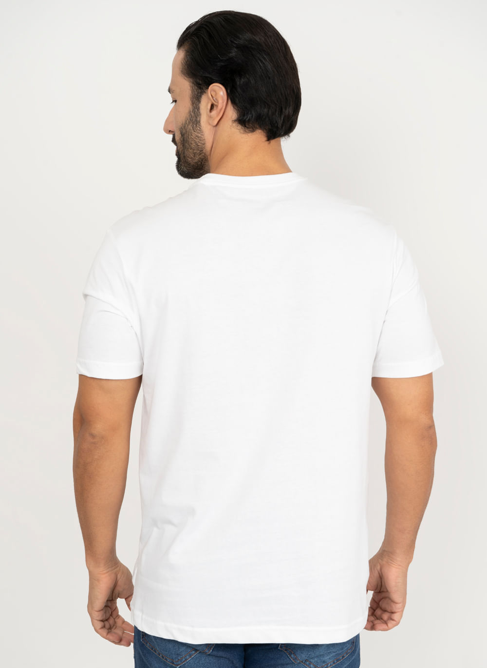 Camiseta-Branca-Lisa-Aleatory-com-Logo-Branco-Branco-P