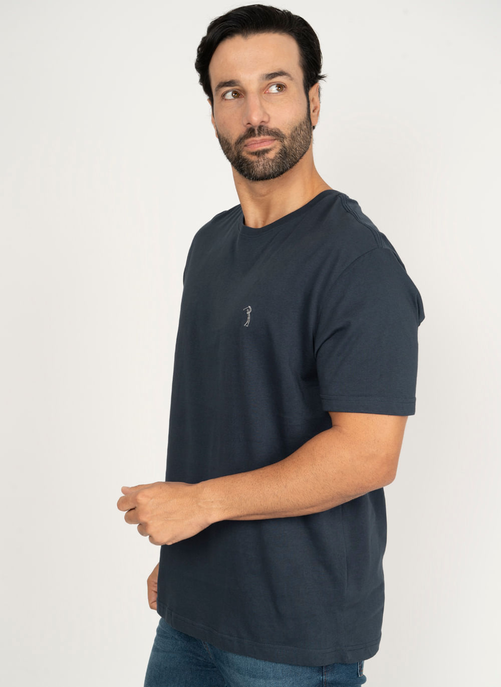 Camiseta-Azul-Marinho-Lisa-Aleatory-Azul-Marinho-P
