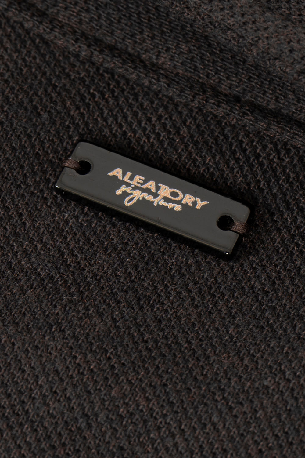 Polo-Aleatory-Signature-Smoke-Marrom-Marrom-GG