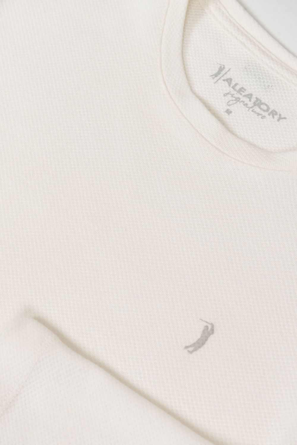 Camiseta-Aleatory-Signature-Garden-Branca-Branco-P