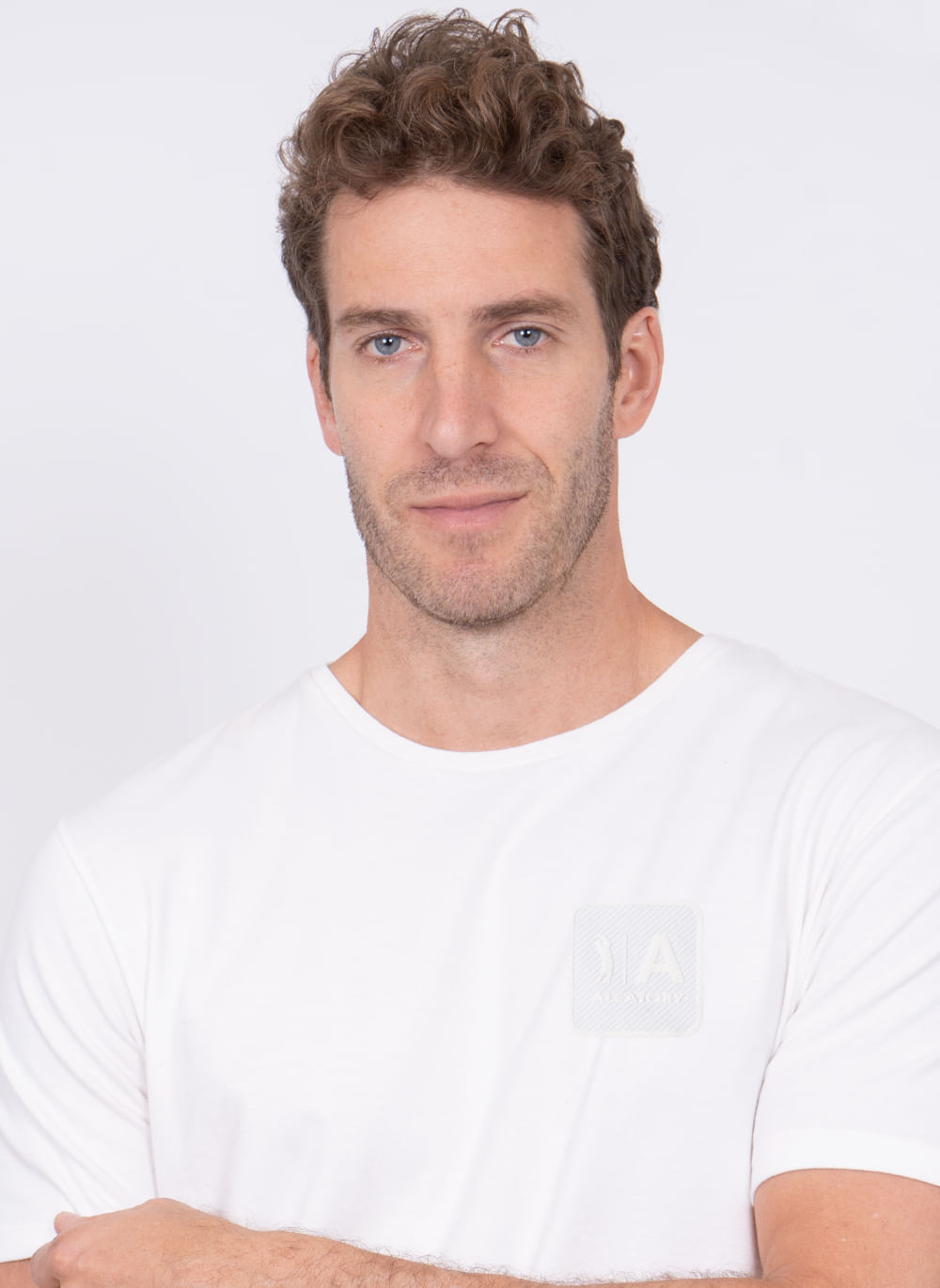 Camiseta-Aleatory-Estampada-Field-Branca-Branco-P