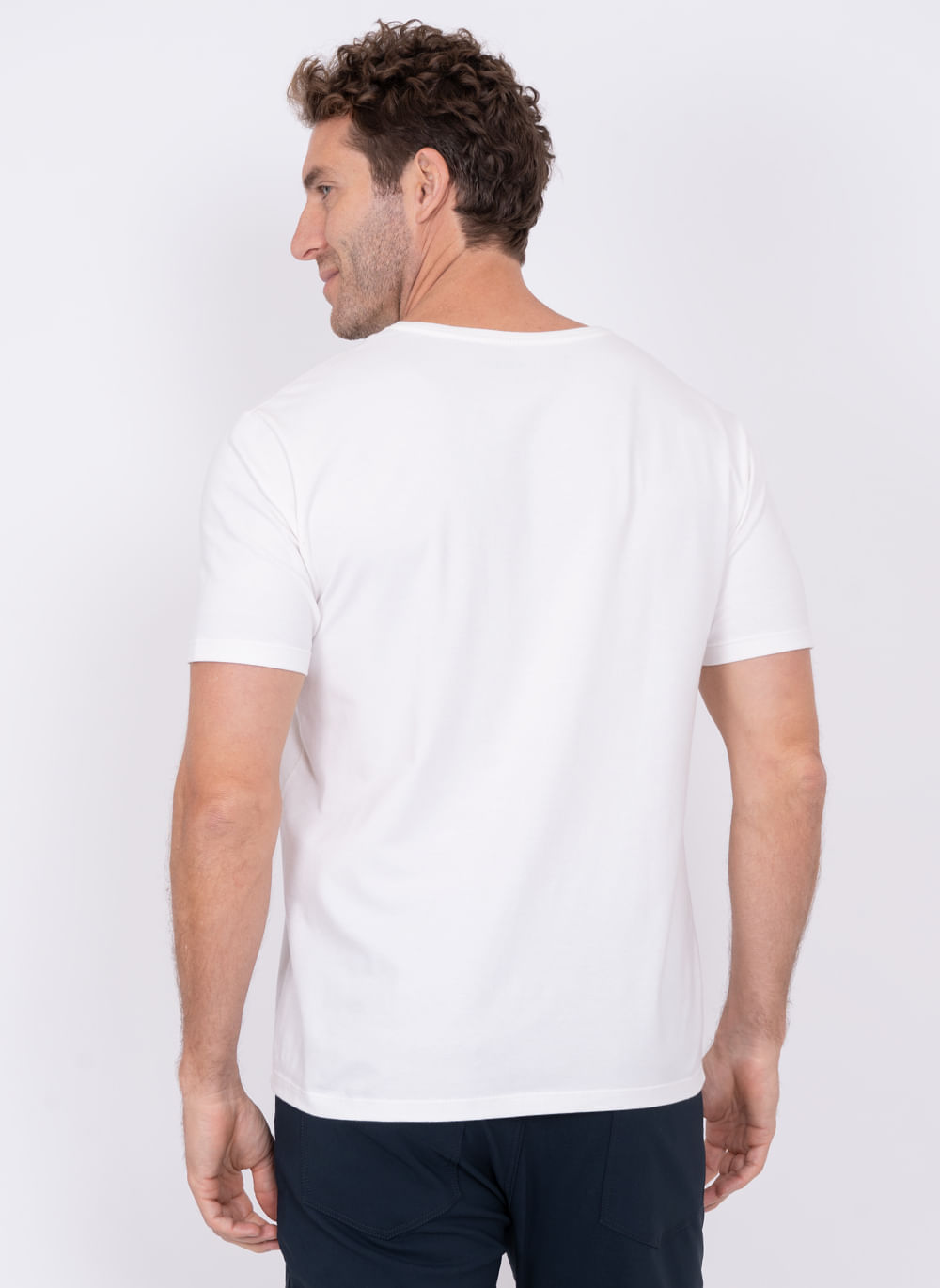 Camiseta-Aleatory-Estampada-Field-Branca-Branco-P