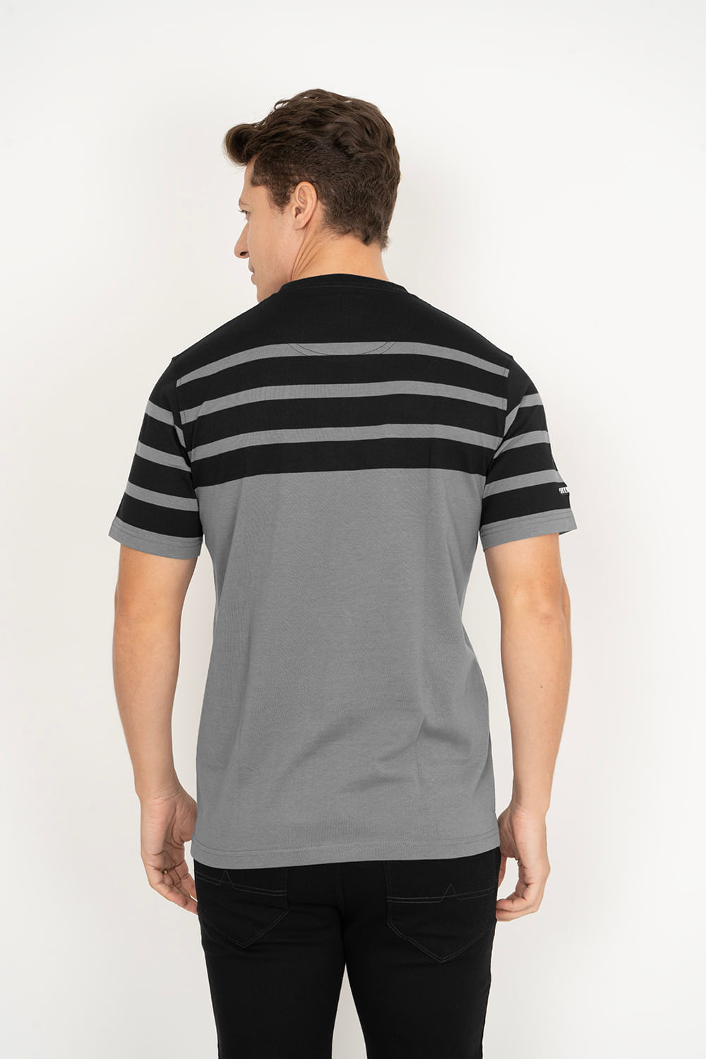 Camiseta-Aleatory-Listrada-Chop-Preta-Preto-P
