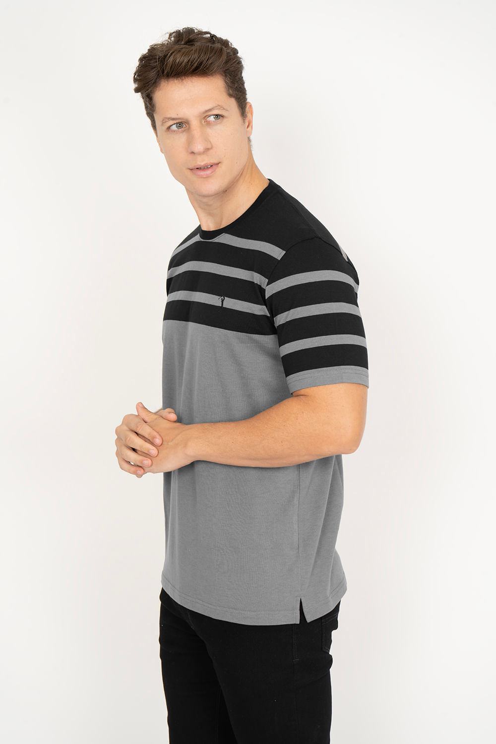 Camiseta-Aleatory-Listrada-Chop-Preta-Preto-P