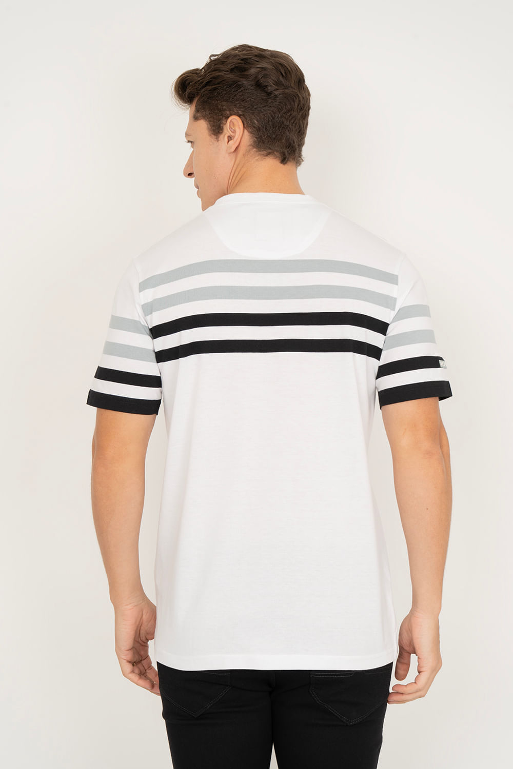 Camiseta-Aleatory-Listrada-Layout-Branca-Branco-P