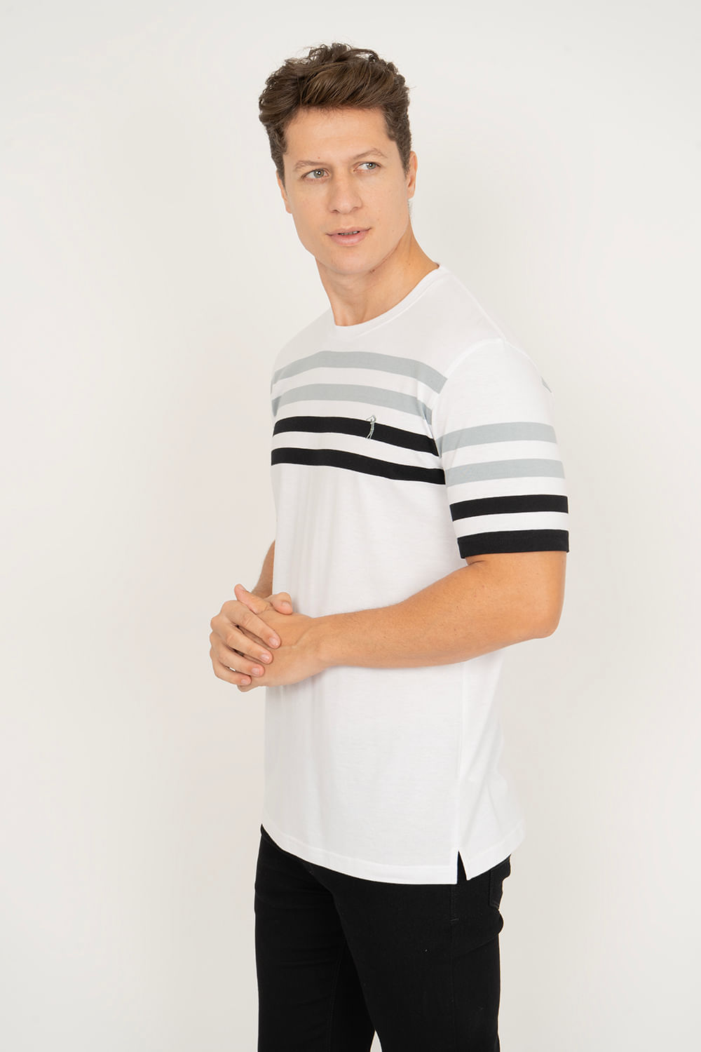 Camiseta-Aleatory-Listrada-Layout-Branca-Branco-P
