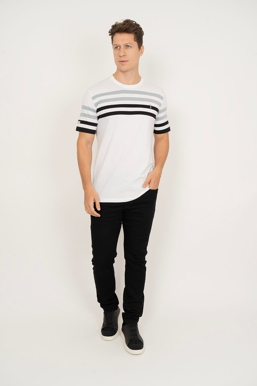 Camiseta-Aleatory-Listrada-Layout-Branca-Branco-P