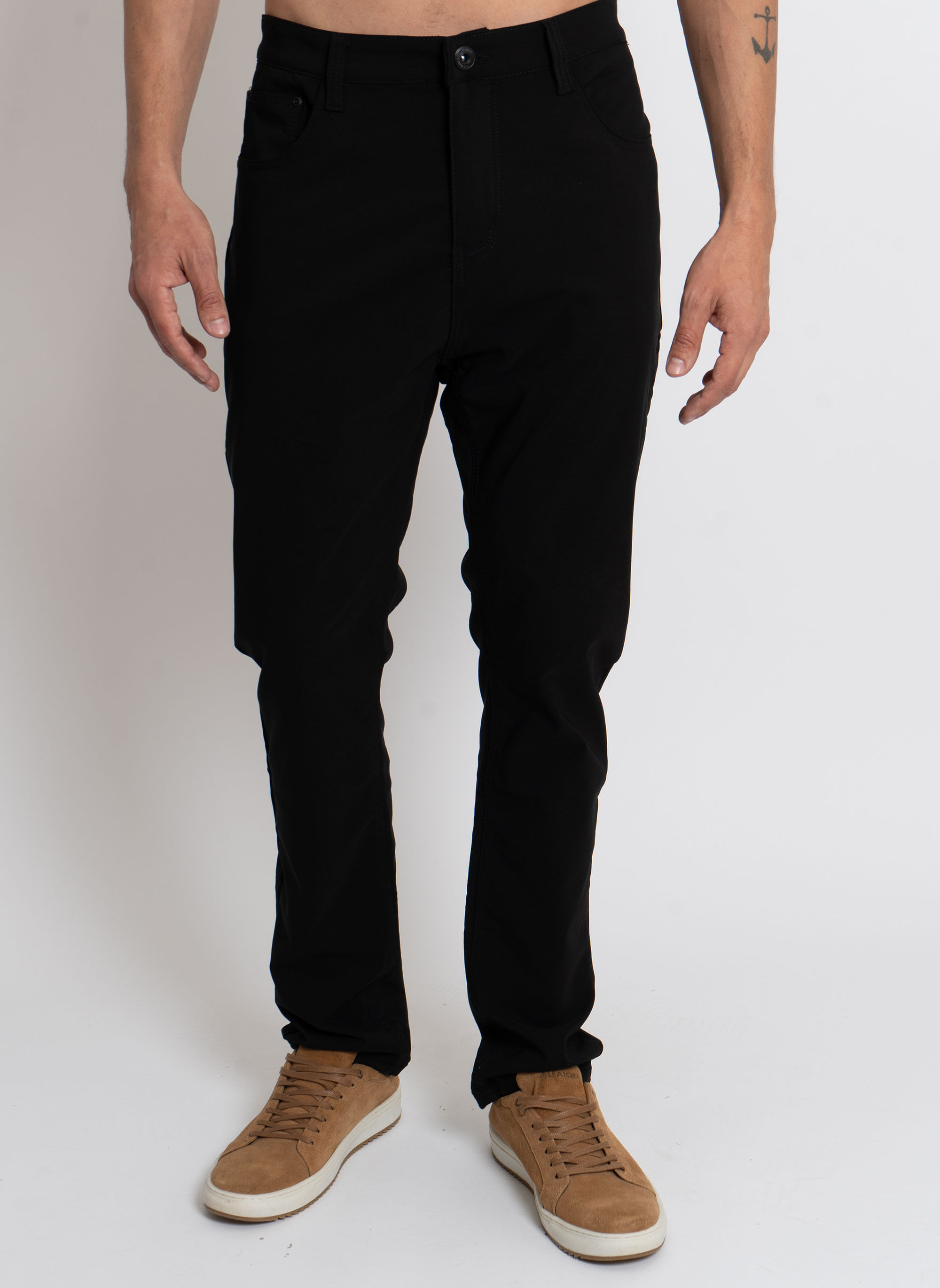 Calca-Sarja-Aleatory-Tecido-Tecnologico-5-Bolsos-Preto-Preto-38