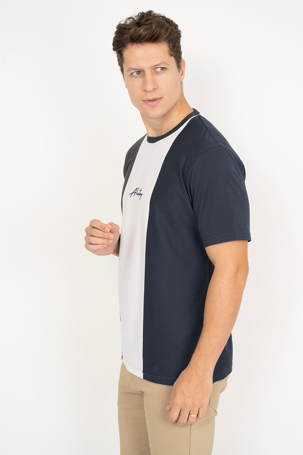 Camiseta-Aleatory-Listrada-Three-Branco-Branco-P