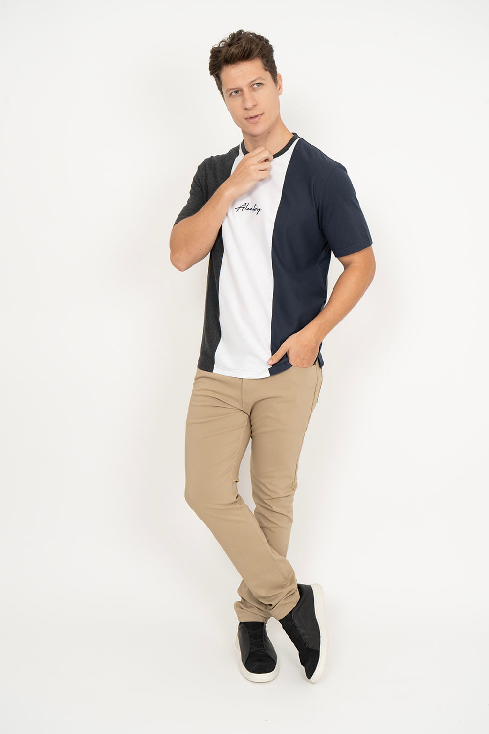 Camiseta-Aleatory-Listrada-Three-Branco-Branco-P