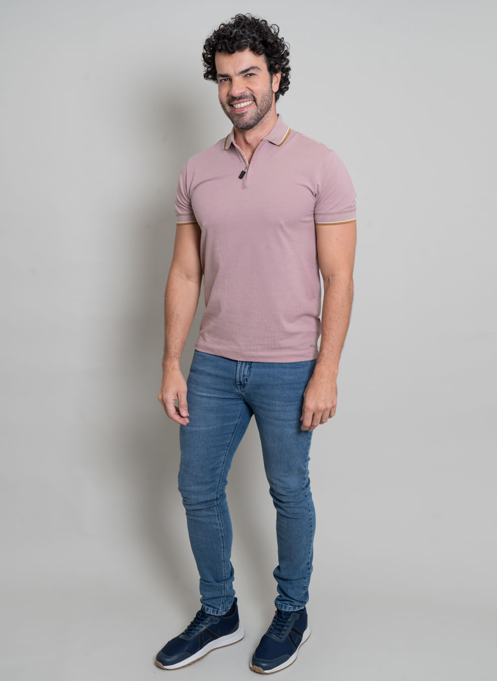 Polo-Aleatory-Signature-com-Ziper-Rosa-Claro-Khaki-P