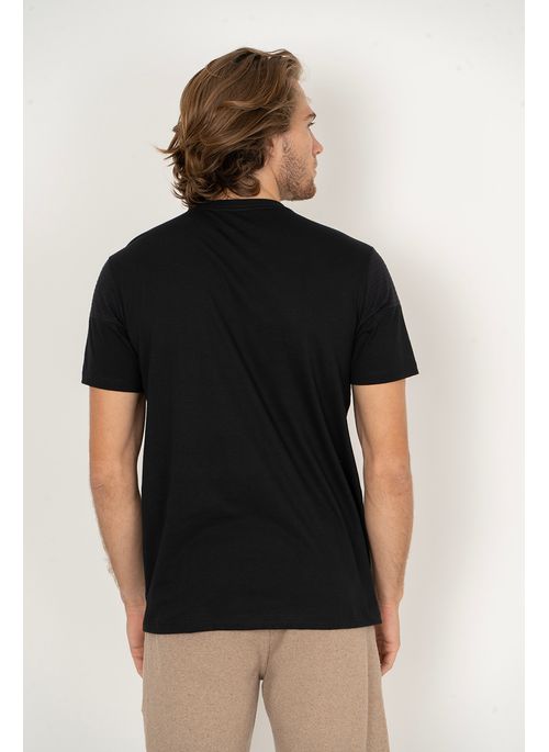 Camiseta Recortada Aleatory Nissi Preta