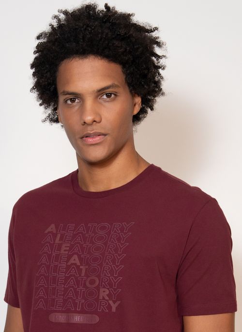Camiseta Aleatory Estampada Diagonal Vinho